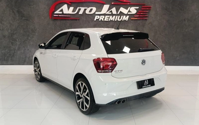 imagem-https://www.socarrao.com.br/sc-vehicle-images-prod/3039863/1788185178630-8310264_23_B_6c6373d944.jpeg