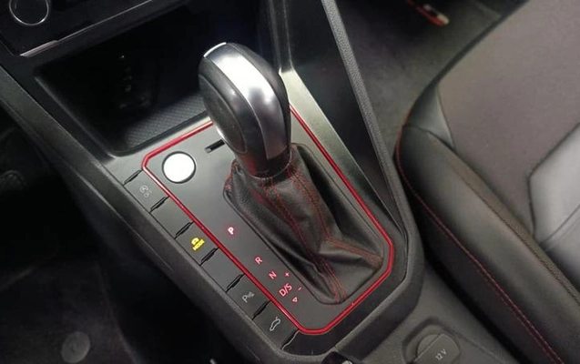 imagem-https://www.socarrao.com.br/sc-vehicle-images-prod/3039863/1788185178656-8310264_20_B_693eca590e.jpeg