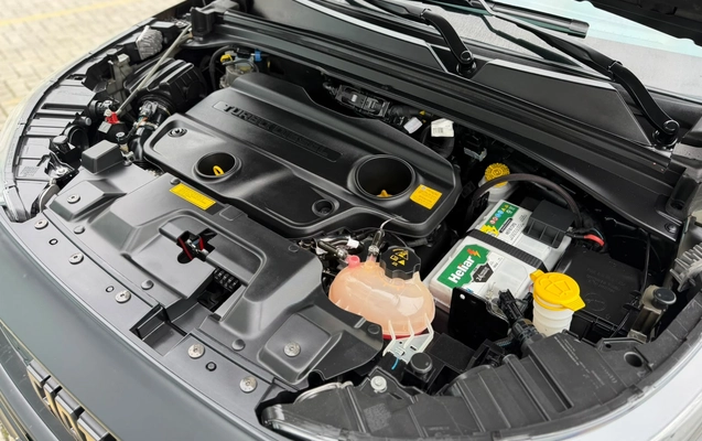 imagem-https://www.socarrao.com.br/sc-vehicle-images-prod/3040003/1785854603955-003_e02af6196c3a8a2a3e6a154dc5993f64.jpeg