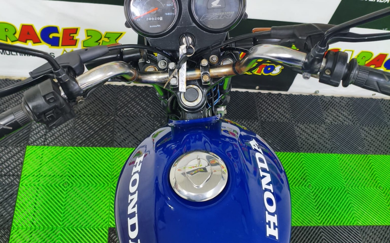imagem-https://www.socarrao.com.br/sc-vehicle-images-prod/3040004/1785854615573-SU1HLTIwMjYwNjI0LVdBMDAwNigxKS5qcGc.jpg