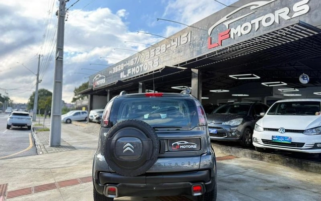 imagem-https://www.socarrao.com.br/sc-vehicle-images-prod/3040184/1789574319261-8134147_6_B_cb3e00e74c.jpeg