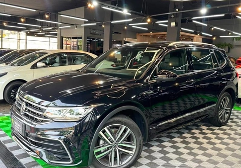 Volkswagen Tiguan 2024 Preto — foto 1 de 3