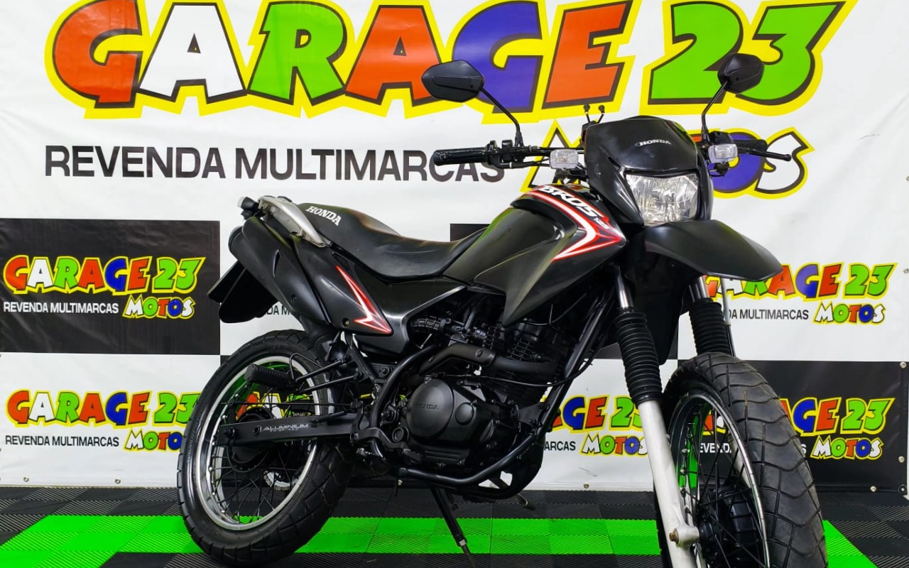 imagem-https://www.socarrao.com.br/sc-vehicle-images-prod/3040422/1785855768027-SU1HLTIwMjYwNjI1LVdBMDAwNCgxKS5qcGc.jpg