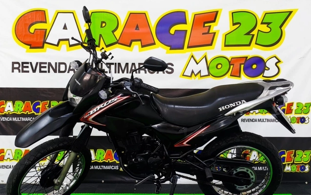 imagem-https://www.socarrao.com.br/sc-vehicle-images-prod/3040422/1785855768098-SU1HLTIwMjYwNjI1LVdBMDAwNSgxKS5qcGc.jpg