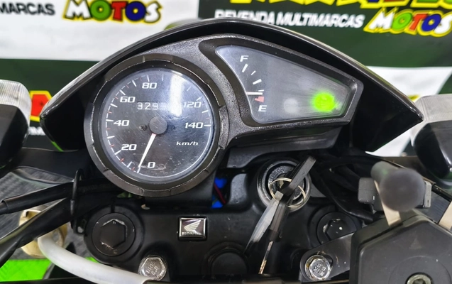 imagem-https://www.socarrao.com.br/sc-vehicle-images-prod/3040422/1785855768231-SU1HLTIwMjYwNjI1LVdBMDAwNigxKS5qcGc.jpg