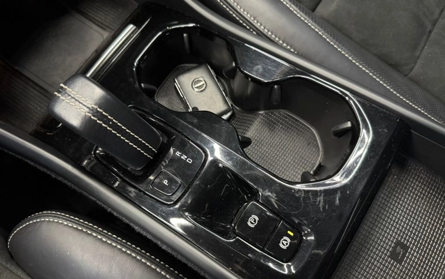 imagem-https://www.socarrao.com.br/sc-vehicle-images-prod/3040424/1787687224900-gb-0a77552.jpg