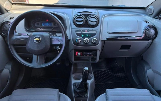 imagem-https://www.socarrao.com.br/sc-vehicle-images-prod/3040466/1789064577614-8282836_12_B_68df82a9ad.jpeg