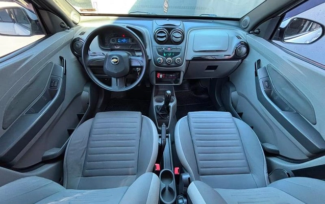imagem-https://www.socarrao.com.br/sc-vehicle-images-prod/3040466/1789064577620-8282836_14_B_ac7d09e441.jpeg