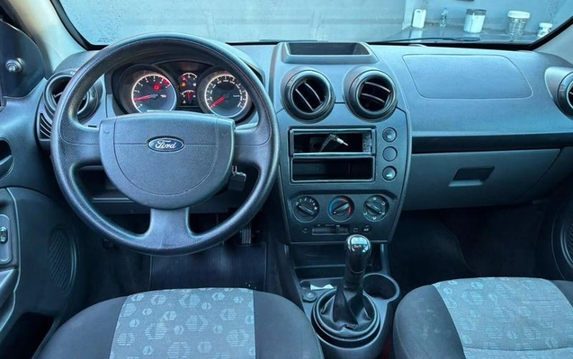 imagem-https://www.socarrao.com.br/sc-vehicle-images-prod/3040522/1787931703811-8308817_1_B_5dfd67c845.jpeg