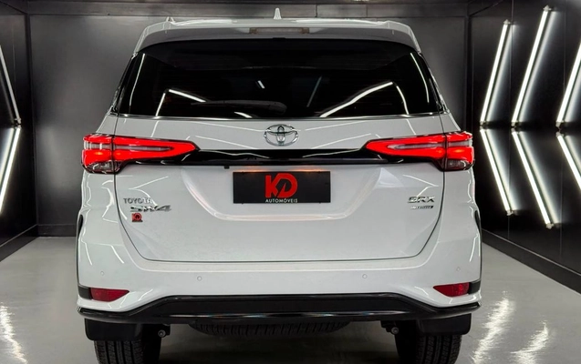 imagem-https://www.socarrao.com.br/sc-vehicle-images-prod/3040666/1789497906452-gb-1d7ce46.jpeg