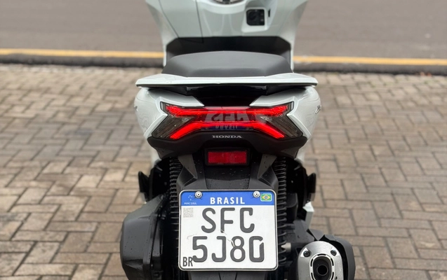 imagem-https://www.socarrao.com.br/sc-vehicle-images-prod/3041157/1786042369807-SU1HXzA2MzIuanBlZw.jpeg