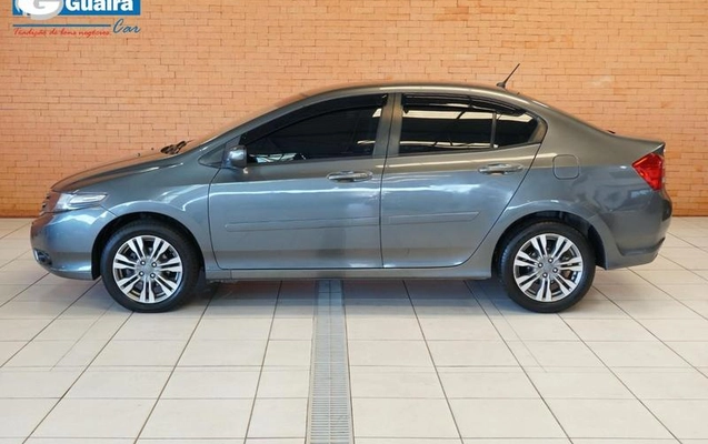 imagem-https://www.socarrao.com.br/sc-vehicle-images-prod/3041814/1789388582124-8321298_20_B_a02a3e5b33.jpeg