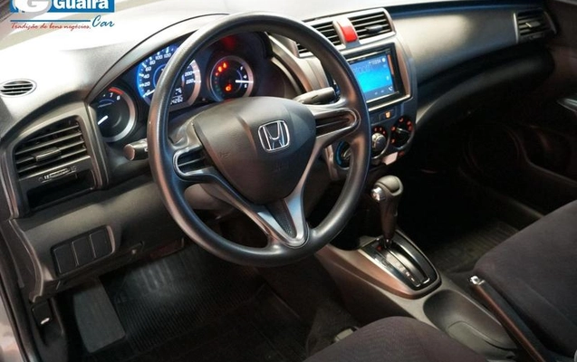 imagem-https://www.socarrao.com.br/sc-vehicle-images-prod/3041814/1789388582170-8321298_5_B_791d27edf6.jpeg