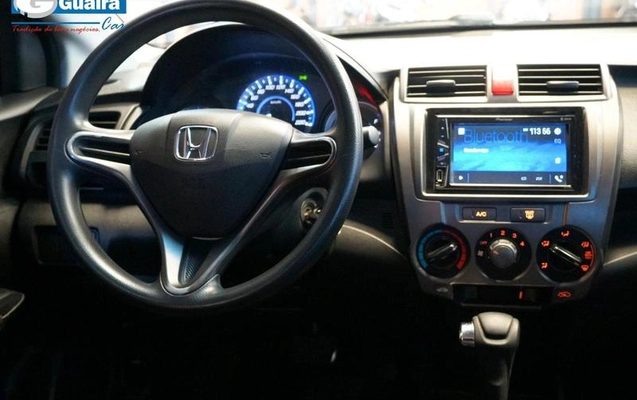 imagem-https://www.socarrao.com.br/sc-vehicle-images-prod/3041814/1789388582179-8321298_8_B_f169aad2e1.jpeg