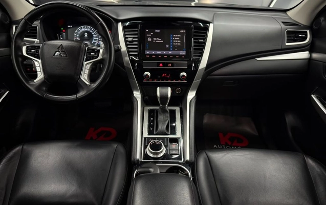 imagem-https://www.socarrao.com.br/sc-vehicle-images-prod/3042015/1789497024081-gb-6f51a11.jpeg