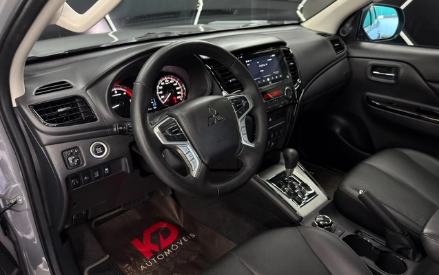 imagem-https://www.socarrao.com.br/sc-vehicle-images-prod/3042021/1789496830457-gb-7bd07ab.jpeg