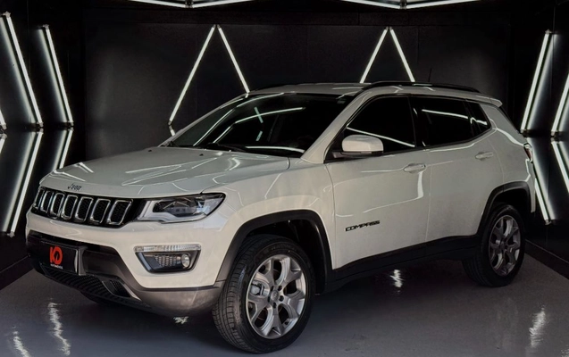 imagem-https://www.socarrao.com.br/sc-vehicle-images-prod/3042066/1789496334475-gb-caf57ab.jpg