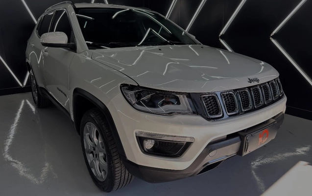 imagem-https://www.socarrao.com.br/sc-vehicle-images-prod/3042066/1789496334477-gb-ce282e9.jpg