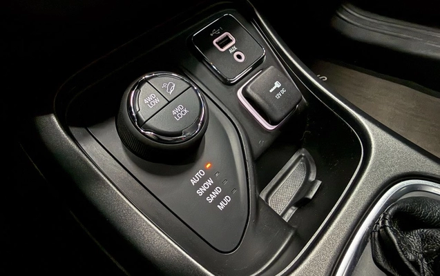 imagem-https://www.socarrao.com.br/sc-vehicle-images-prod/3042066/1789496334492-gb-c16b4fc.jpg