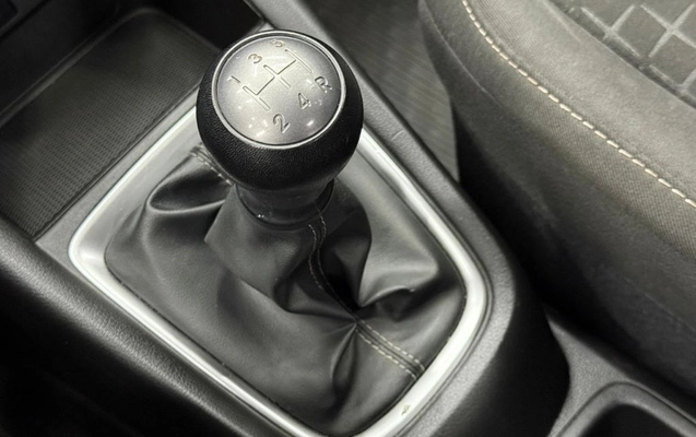 imagem-https://www.socarrao.com.br/sc-vehicle-images-prod/3042129/1786649999608-gb-7b1058c.jpeg