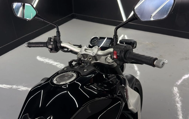 imagem-https://www.socarrao.com.br/sc-vehicle-images-prod/3042179/1786650157021-gb-5fe9b4d.jpg