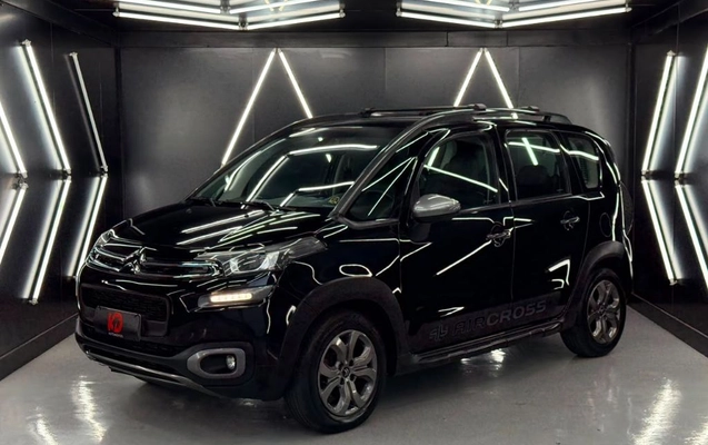 imagem-https://www.socarrao.com.br/sc-vehicle-images-prod/3042274/1789396284234-gb-c40b50c.jpeg