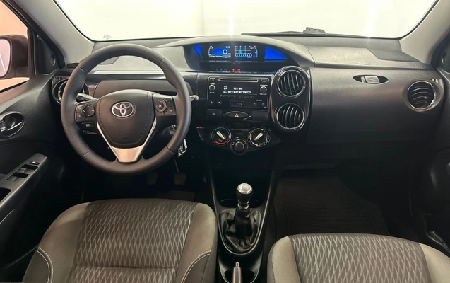 imagem-https://www.socarrao.com.br/sc-vehicle-images-prod/3042671/1785861555238-5_035708.jpg