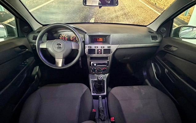 imagem-https://www.socarrao.com.br/sc-vehicle-images-prod/3042704/1785861610788-567a6d550f4748fc8730bf73a58b63f9_1785861559421.jpg