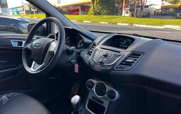 imagem-https://www.socarrao.com.br/sc-vehicle-images-prod/3042846/1785862116403-FAF-7C37_05.jpg