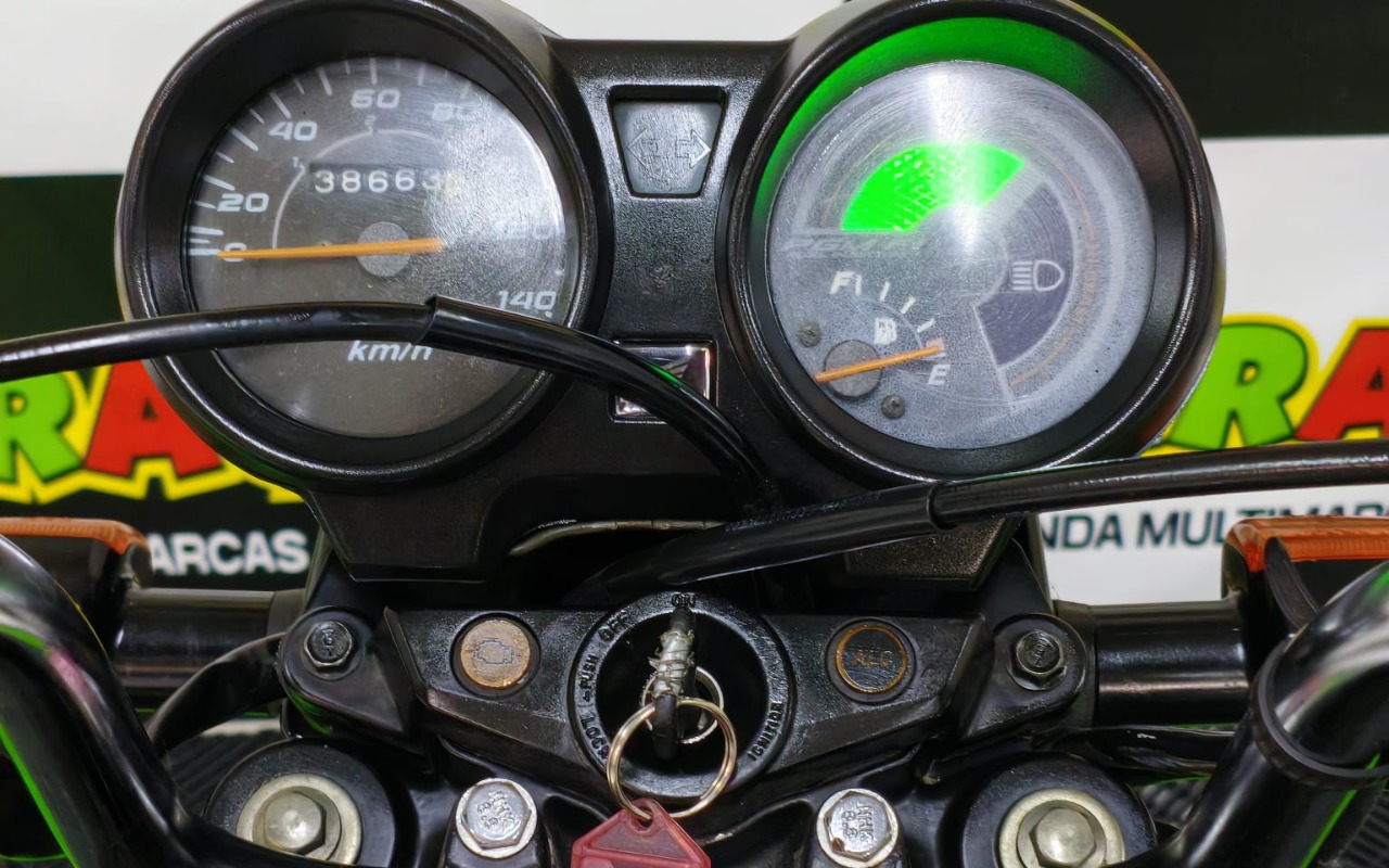 imagem-https://www.socarrao.com.br/sc-vehicle-images-prod/3042897/1785862378908-SU1HLTIwMjYwMjA2LVdBMDAxMy5qcGc.jpg