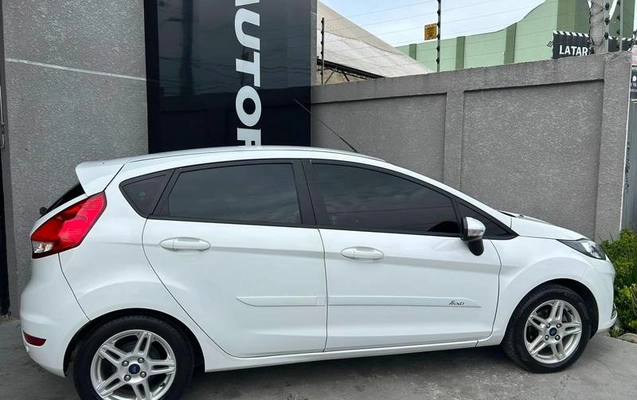 imagem-https://www.socarrao.com.br/sc-vehicle-images-prod/3042918/1785862415334-8347183_4_B_a1d8e1d754.jpeg