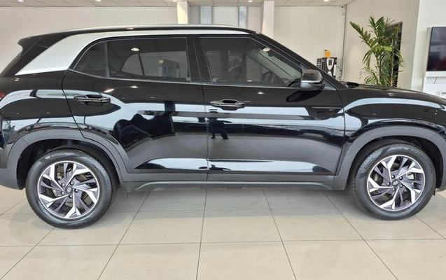 imagem-https://www.socarrao.com.br/sc-vehicle-images-prod/3042984/1786045924659-8347215_14_B_478d9eb1af.jpeg