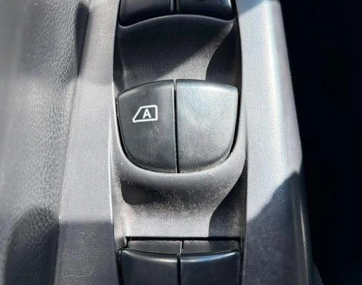 imagem-https://www.socarrao.com.br/sc-vehicle-images-prod/3043093/1785862926247-8340044_14_B_1d6810500b.jpeg