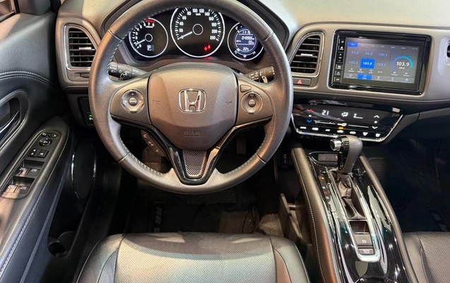 imagem-https://www.socarrao.com.br/sc-vehicle-images-prod/3043320/1788366287286-8347188_16_B_fcbba7ec5c.jpeg