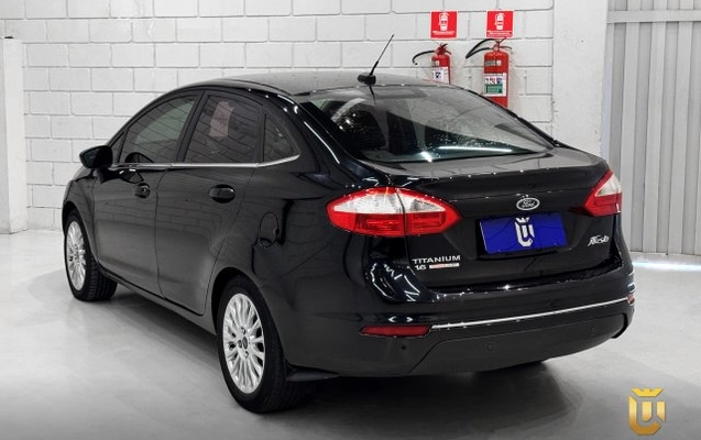 imagem-https://www.socarrao.com.br/sc-vehicle-images-prod/3043518/1785864199365-696766_6333226.jpg