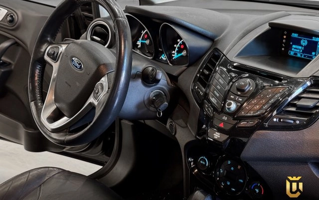 imagem-https://www.socarrao.com.br/sc-vehicle-images-prod/3043518/1785864199368-696766_6333236.jpg