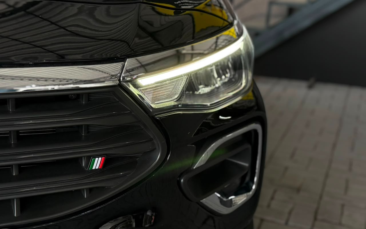 imagem-https://www.socarrao.com.br/sc-vehicle-images-prod/3043541/1785864286451-V2hhdHNBcHAgSW1hZ2UgMjAyNi0wOC0wNCBhdCAxMS41NS4yMy5qcGVn.jpeg