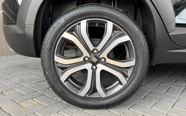 imagem-https://www.socarrao.com.br/sc-vehicle-images-prod/3043541/1785864287645-V2hhdHNBcHAgSW1hZ2UgMjAyNi0wOC0wNCBhdCAxMS41NS4yMyAoMSkuanBlZw.jpeg