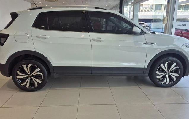 imagem-https://www.socarrao.com.br/sc-vehicle-images-prod/3043543/1786128331247-8347388_14_B_ab98ea98b8.jpeg