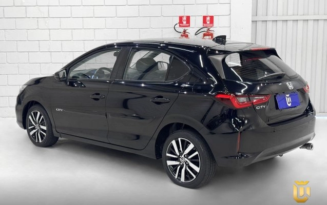 imagem-https://www.socarrao.com.br/sc-vehicle-images-prod/3043840/1785865177729-689614_6269522.jpg