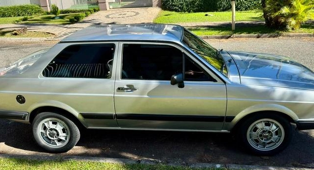 imagem-https://www.socarrao.com.br/sc-vehicle-images-prod/3043883/1785961260878-8347487_6_B_8b150db769.jpeg