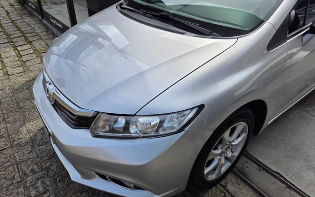imagem-https://www.socarrao.com.br/sc-vehicle-images-prod/3043990/1787949894689-cb9ac566-501c-4b3c-9abf-21163e076c6c.jpg