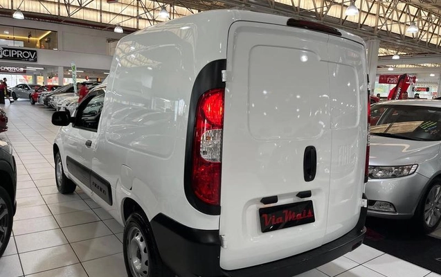imagem-https://www.socarrao.com.br/sc-vehicle-images-prod/3044098/1788626341170-7956296_17_B_855b894fc3.jpeg