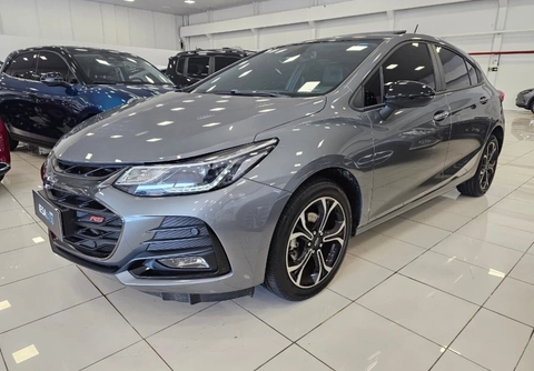 Chevrolet Cruze 2023 Cinza — foto 1 de 3