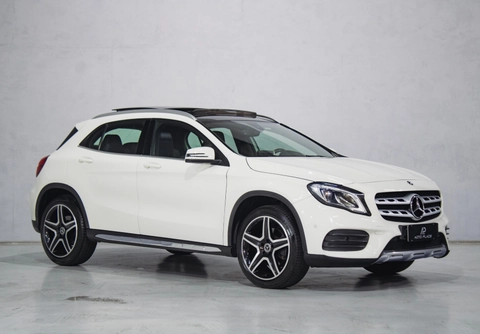 Mercedes-Benz GLA 250 2018 Branco — foto 1 de 3