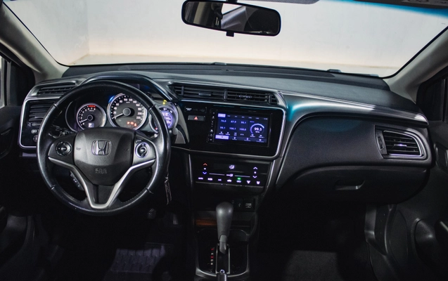 imagem-https://www.socarrao.com.br/sc-vehicle-images-prod/3044821/1785869011174-8dfd2d50-c04a-4308-8dbd-dae180d96fc5.jpg