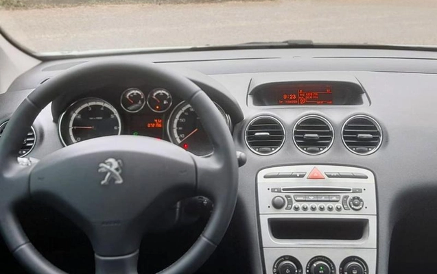 imagem-https://www.socarrao.com.br/sc-vehicle-images-prod/3044908/1788449184857-8342632_0_B_02cf4d93b2.jpeg