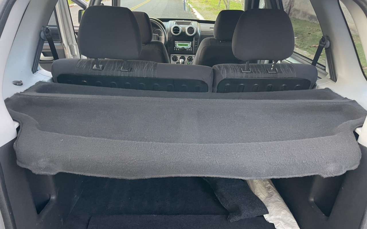 imagem-https://www.socarrao.com.br/sc-vehicle-images-prod/3044941/1785869474194-V2hhdHNBcHAgSW1hZ2UgMjAyNi0wNC0wOSBhdCA2LjQxLjUwIFBNICgyKS5qcGVn.jpeg