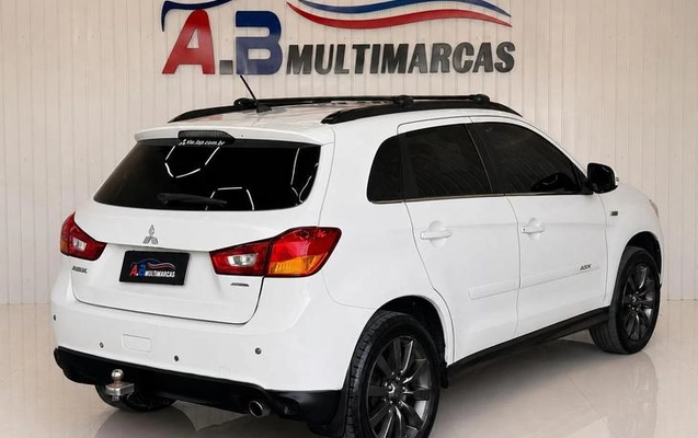 imagem-https://www.socarrao.com.br/sc-vehicle-images-prod/3045026/1785944232093-8347981_2_B_514fea1cfb.jpeg