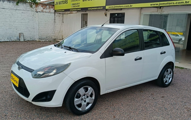 imagem-https://www.socarrao.com.br/sc-vehicle-images-prod/3045050/1785869807223-ZjM2MTI3YjAtZmVkYy00MTBiLTlhMWQtNTE3NDVhNzJhMjY4LmpwZw.jpg